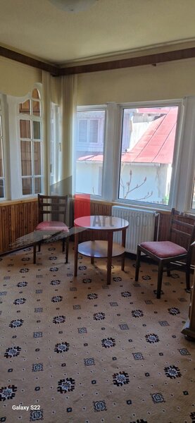 Busteni, Poiana Tapului, casa de vanzare